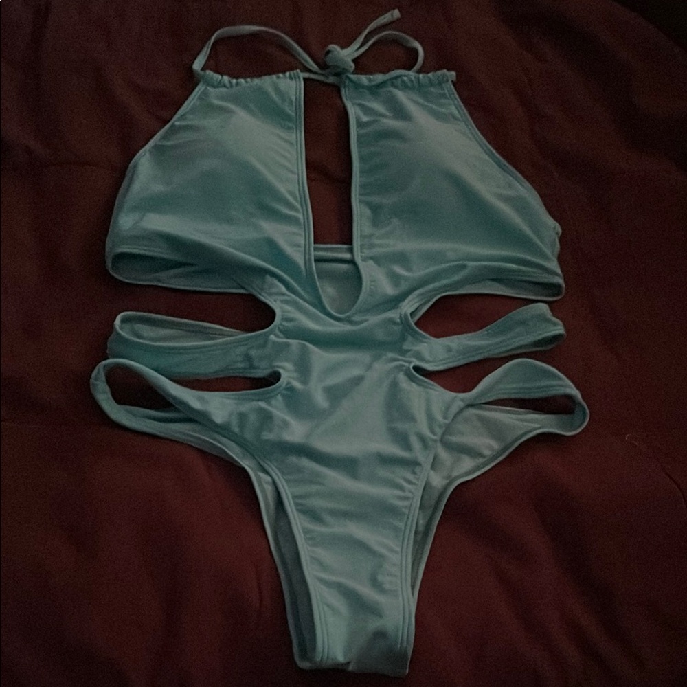 NWOT Stylish Teal Cutout One-Piece Swimsuit Breast Pads Neck Tie Closure EX Cond